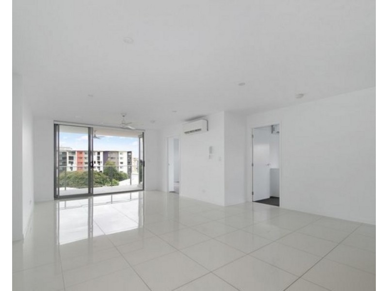 27/26-28 Western Avenue, Chermside QLD 4032