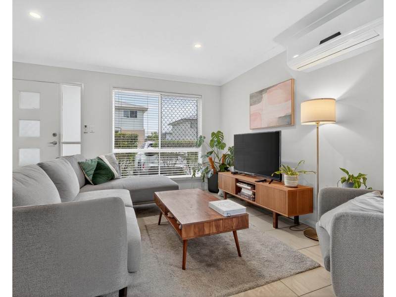 49/11 Emerald Place, Bridgeman Downs QLD 4035