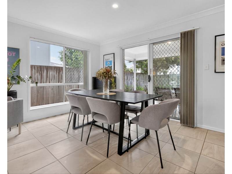 49/11 Emerald Place, Bridgeman Downs QLD 4035