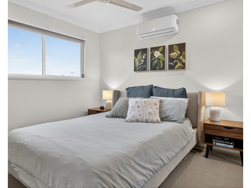 49/11 Emerald Place, Bridgeman Downs QLD 4035