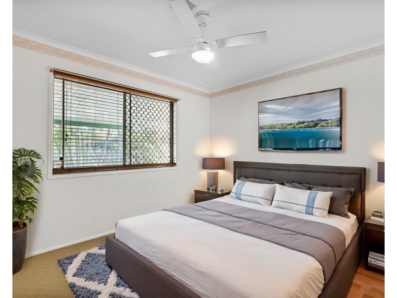 25 Oleron Terrace, Petrie QLD 4502