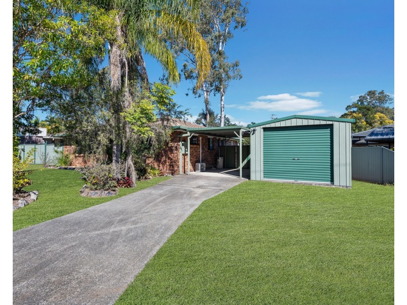 25 Oleron Terrace, Petrie QLD 4502