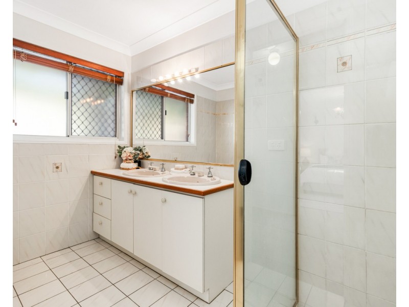 12 Stringybark Drive, Aspley QLD 4034