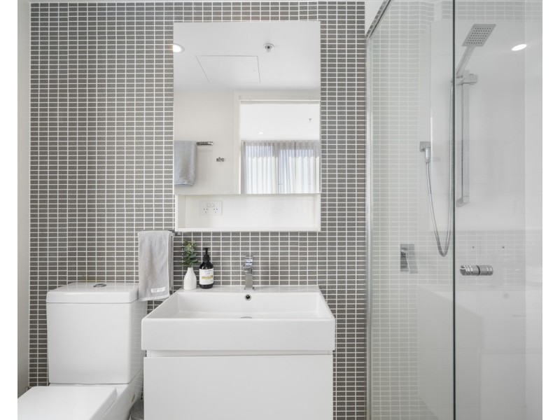 703/50-54 Hudson Road, Albion QLD 4010