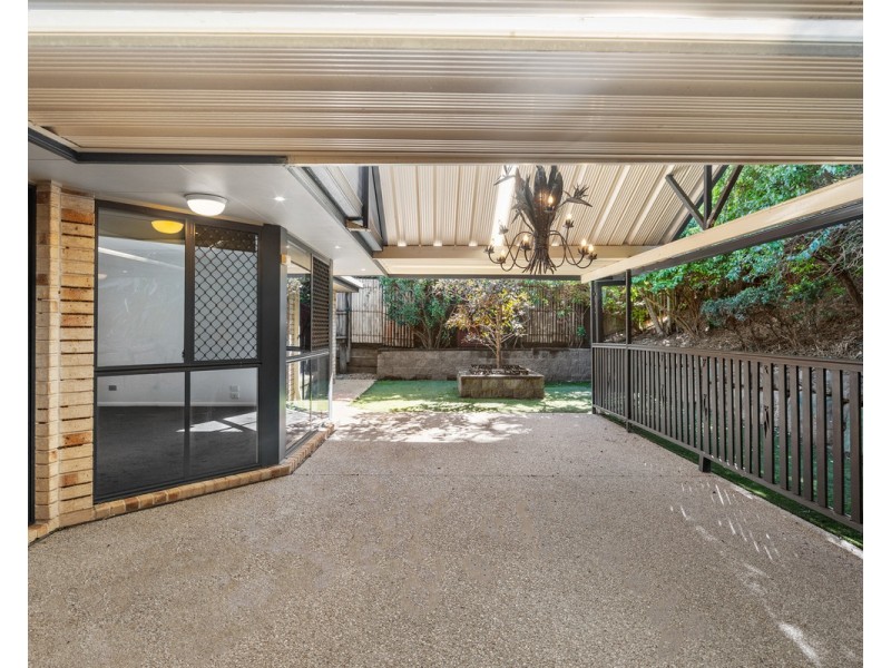 12 Altissimo Court, Eatons Hill QLD 4037