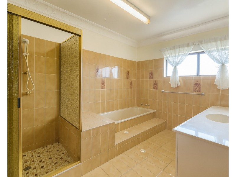 49 Kurago Street, Chermside West QLD 4032