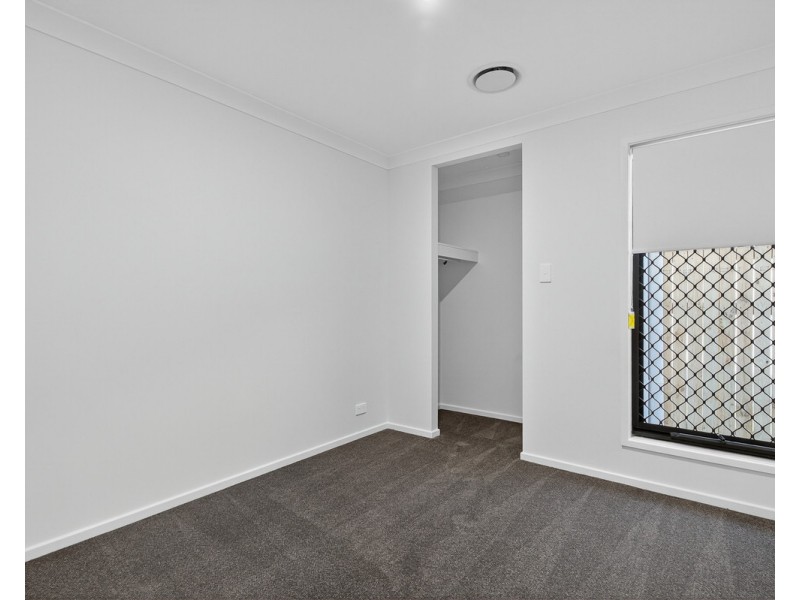 22 Varis Street, Morayfield QLD 4506
