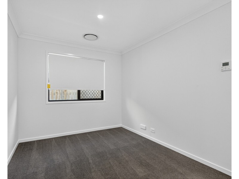 22 Varis Street, Morayfield QLD 4506