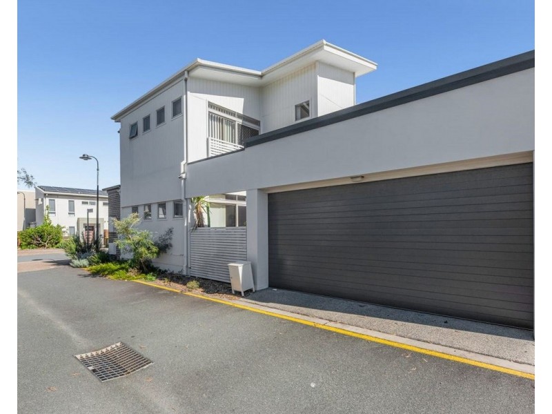 24 Cocoparra Place, Fitzgibbon QLD 4018