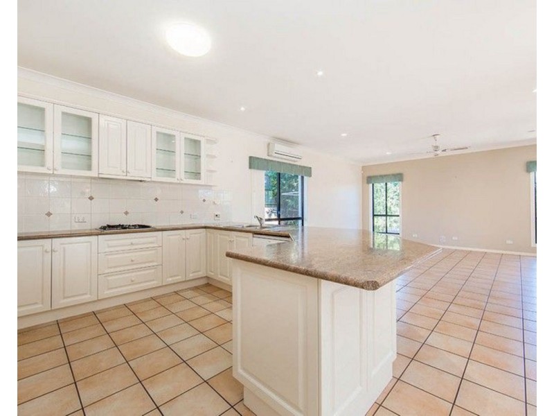 38 Voyager Circuit, Bridgeman Downs QLD 4035