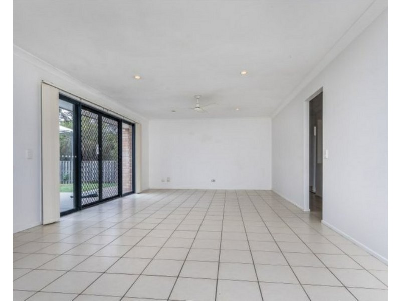 28 Diamond Avenue, Kallangur QLD 4503