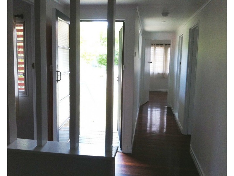 31 Esdale Street, Wavell Heights QLD 4012