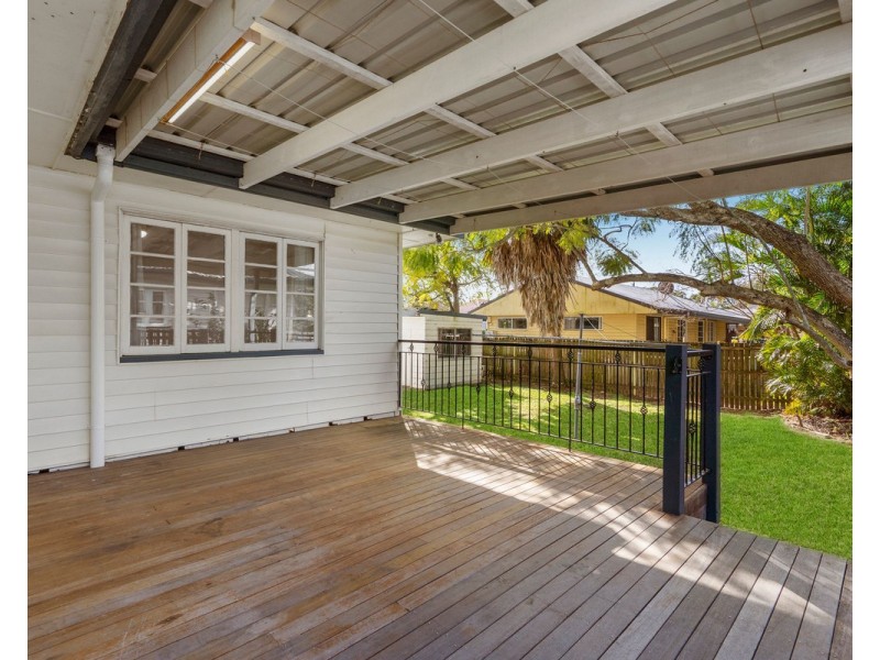 31 Esdale Street, Wavell Heights QLD 4012