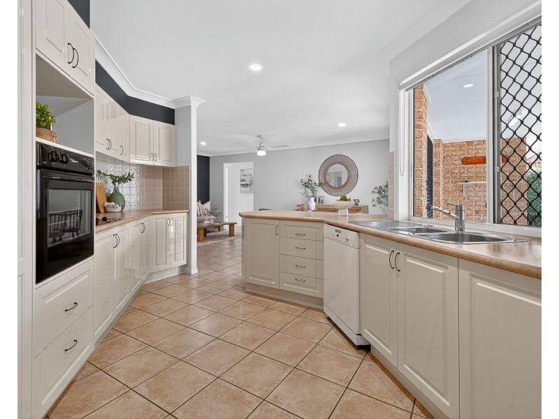 16 Baronnet Street, Bracken Ridge QLD 4017