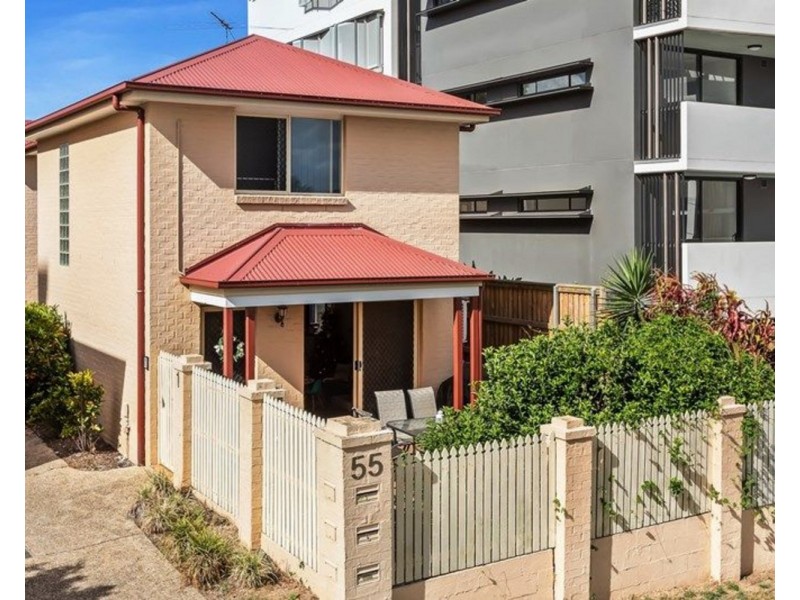 1/55 Latham Street, Chermside QLD 4032