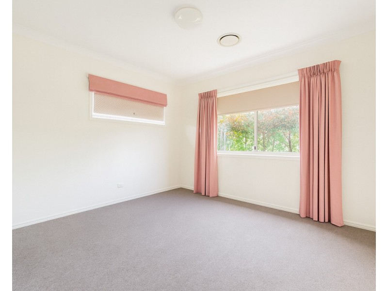 54 Denver Road, Carseldine QLD 4034