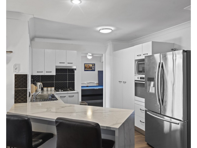 37 Cyperus Crescent, Carseldine QLD 4034