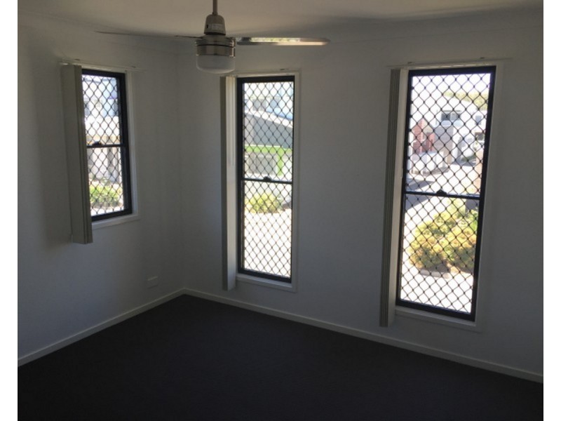 27 Jenolan Lane, Fitzgibbon QLD 4018