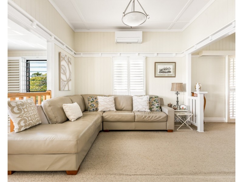 53 Bayview Terrace, Wavell Heights QLD 4012