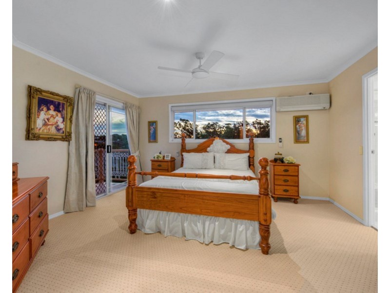 71 Galaxy Street, Bridgeman Downs QLD 4035