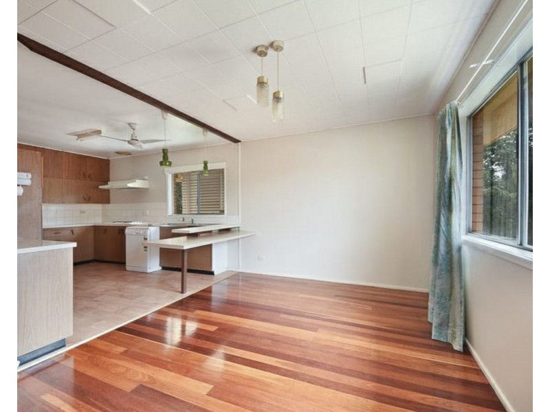 16 Cara Street, Aspley QLD 4034