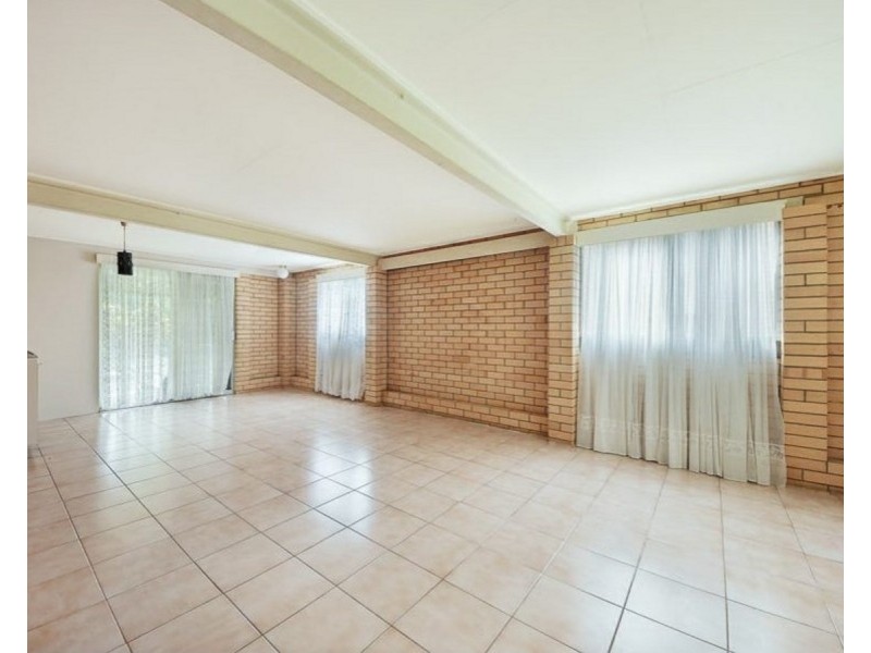 16 Cara Street, Aspley QLD 4034