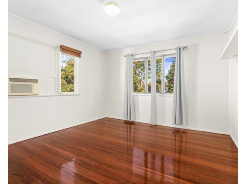 24 Beau Vista Street, Geebung QLD 4034