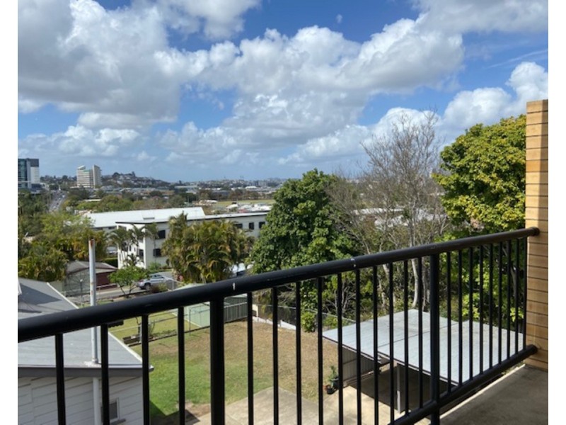 2/7 Fosbery Street, Windsor QLD 4030