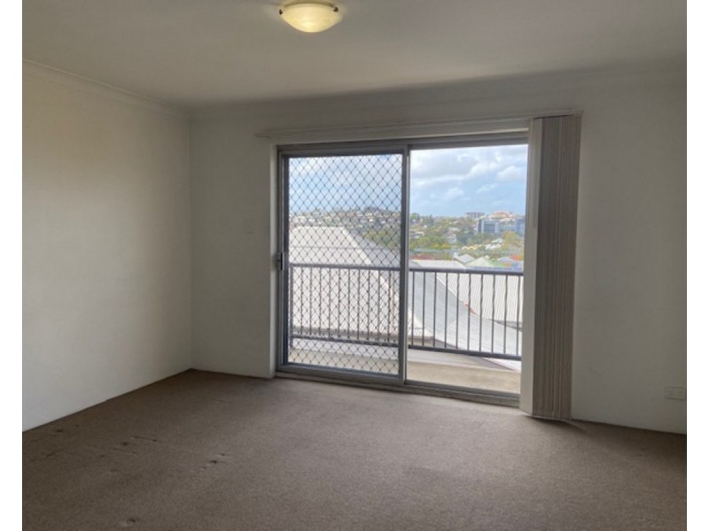 2/7 Fosbery Street, Windsor QLD 4030