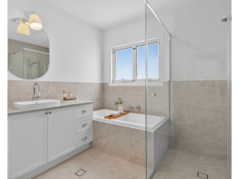 23 Rangeview Street, Aspley QLD 4034