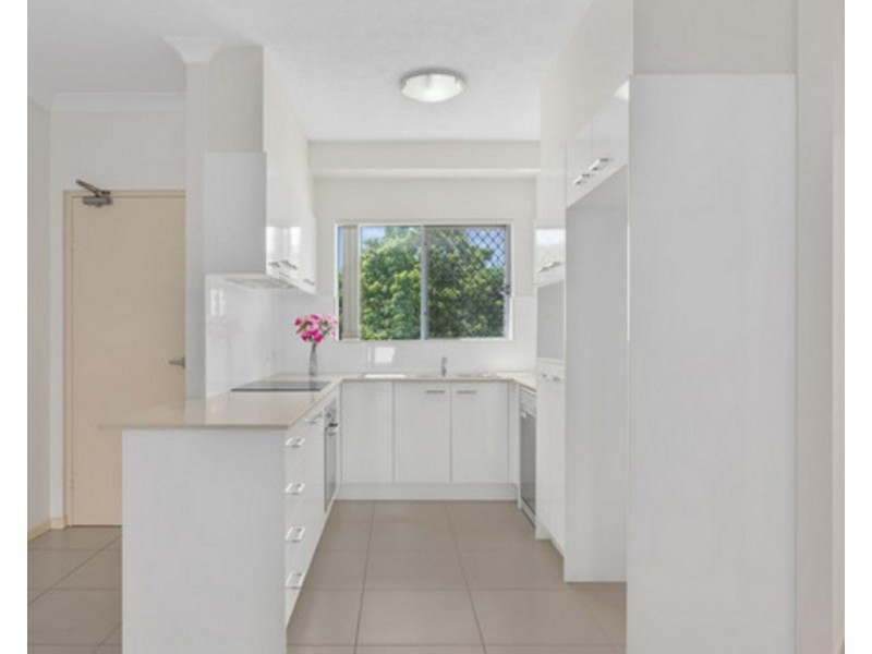 4/8 Kingsmill Street, Chermside QLD 4032