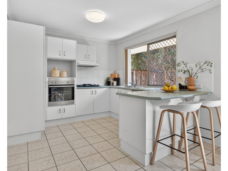 10/5 Hibiscus Circuit, Fitzgibbon QLD 4018