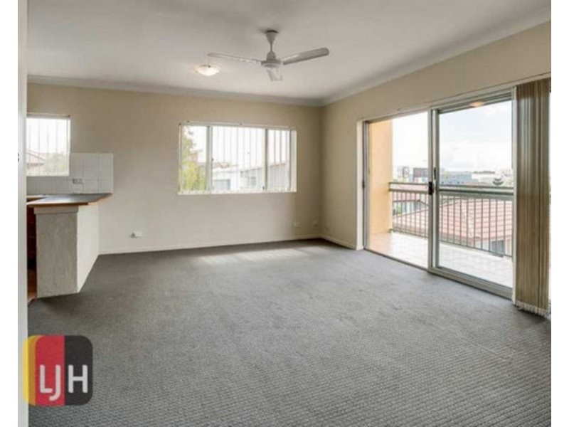 8/491 Hamilton Road, Chermside QLD 4032