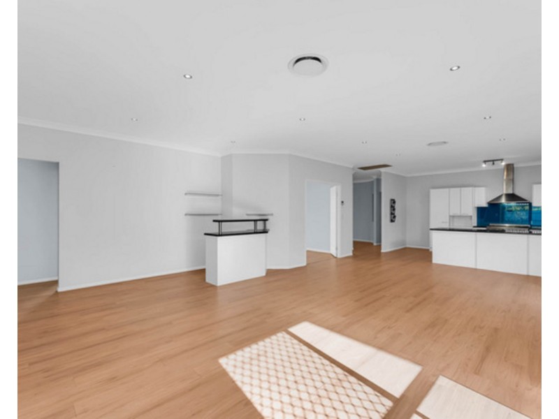 61 Petrie Crescent, Aspley QLD 4034