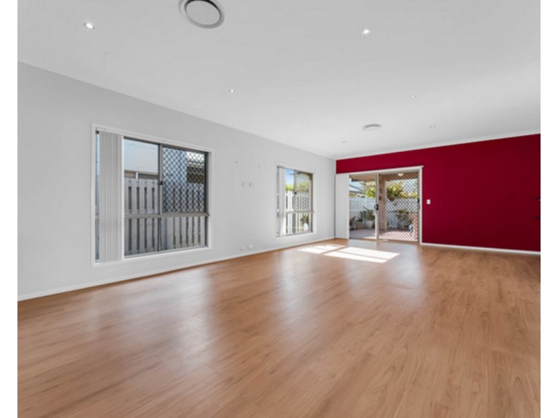 61 Petrie Crescent, Aspley QLD 4034