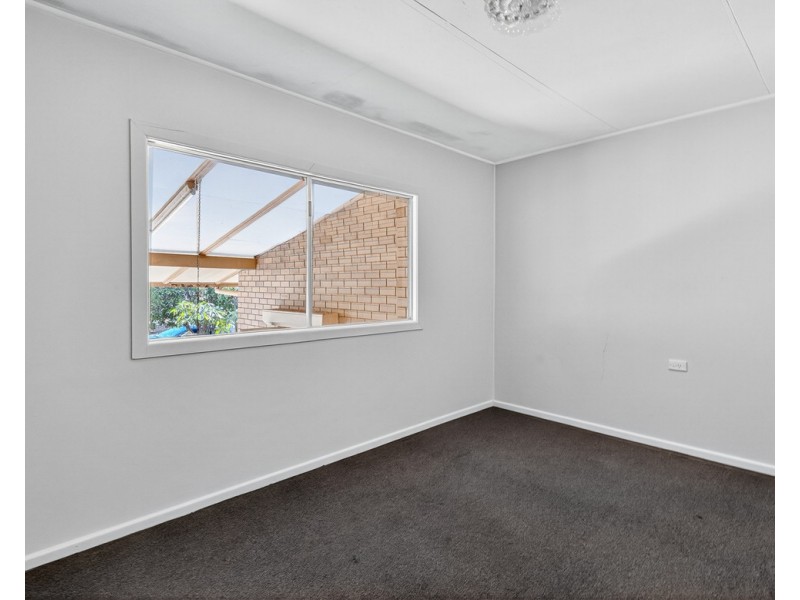 12 Grahams Road, Strathpine QLD 4500