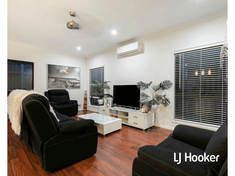 86 Macquarie Circuit, Fitzgibbon QLD 4018