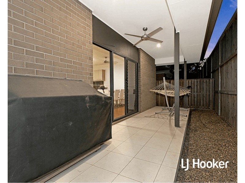 86 Macquarie Circuit, Fitzgibbon QLD 4018