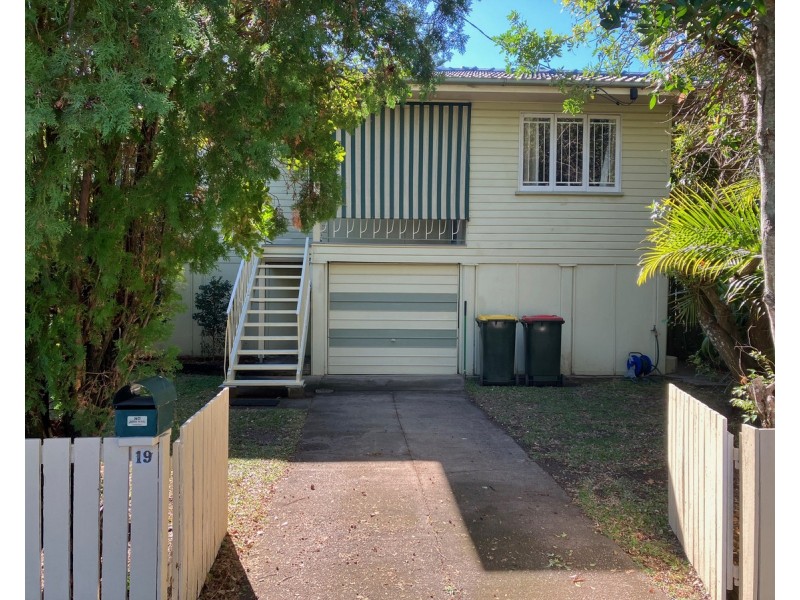 19 Primula Street, Nudgee QLD 4014