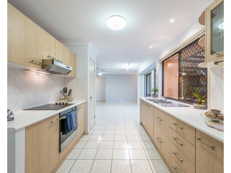 6 Accolade Place, Carseldine QLD 4034