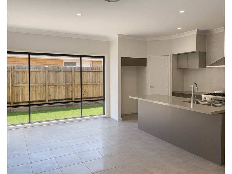 33 Ironbark Way, Narangba QLD 4504