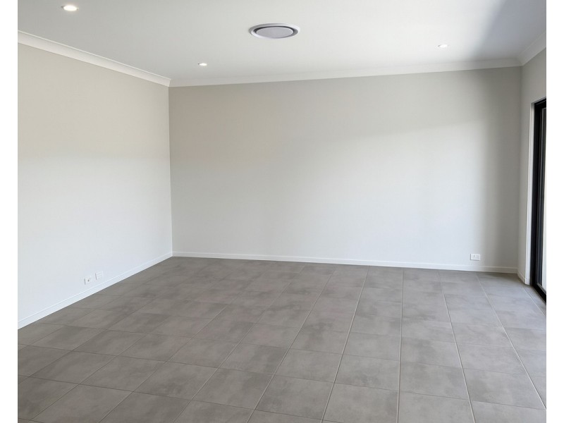33 Ironbark Way, Narangba QLD 4504