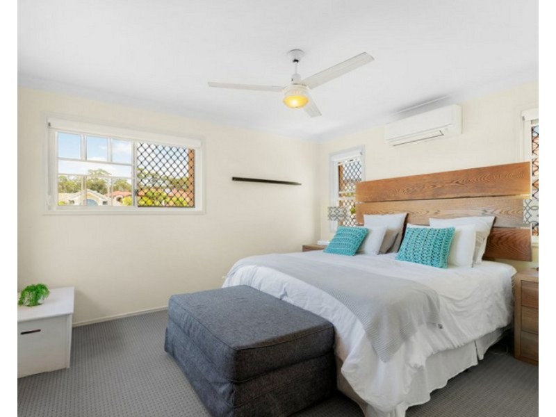 176 Galaxy Street, Bridgeman Downs QLD 4035