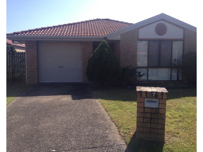 7 Applegum Place, Fitzgibbon QLD 4018