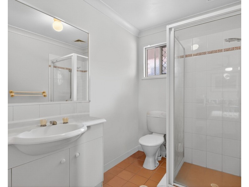 6/5 Hibiscus Circuit, Fitzgibbon QLD 4018