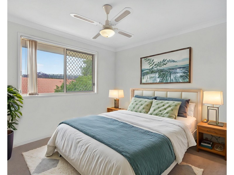 6/5 Hibiscus Circuit, Fitzgibbon QLD 4018