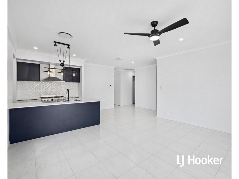 5 Viewpoint Street, Pallara QLD 4110