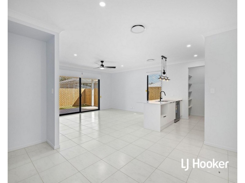 5 Viewpoint Street, Pallara QLD 4110