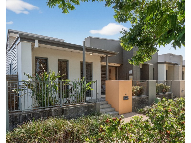4 Kimberly Park Way, Fitzgibbon QLD 4018
