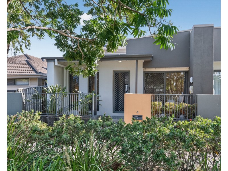 4 Kimberly Park Way, Fitzgibbon QLD 4018